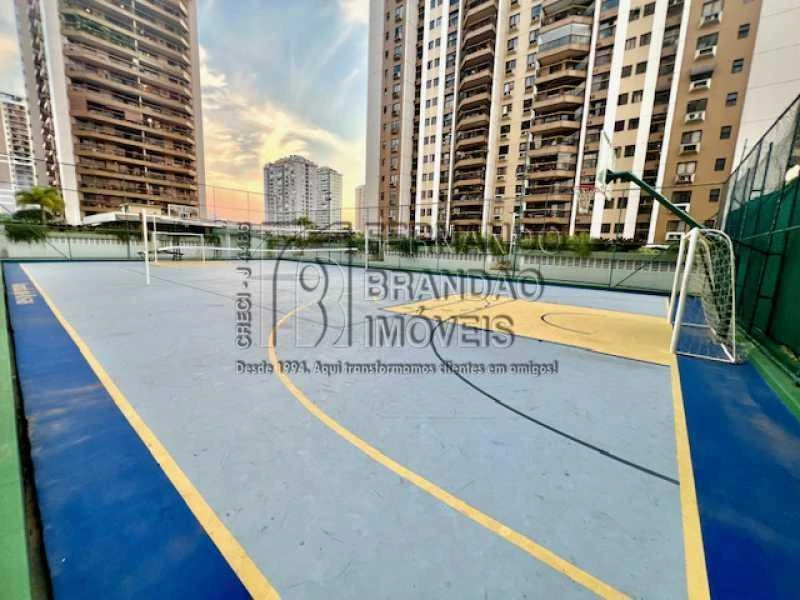 Furnished apartment, 88 m², with a glass-enclosed balcony — photo 23