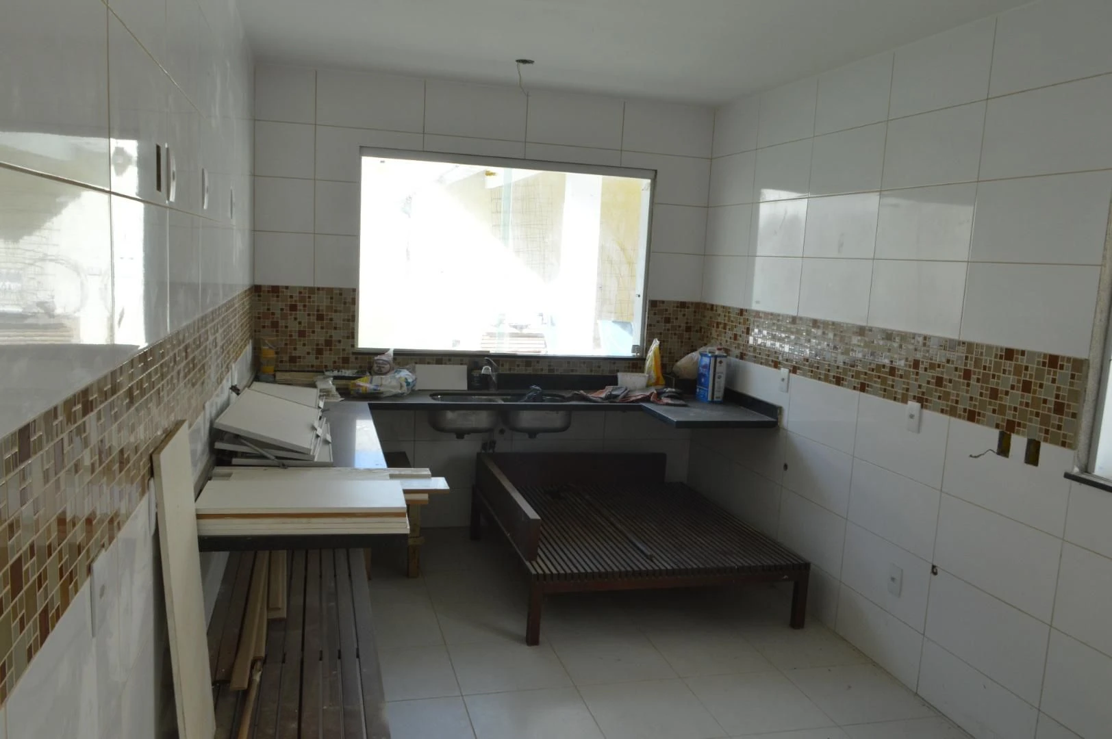 House, 362 m², with a jacuzzi — photo 48