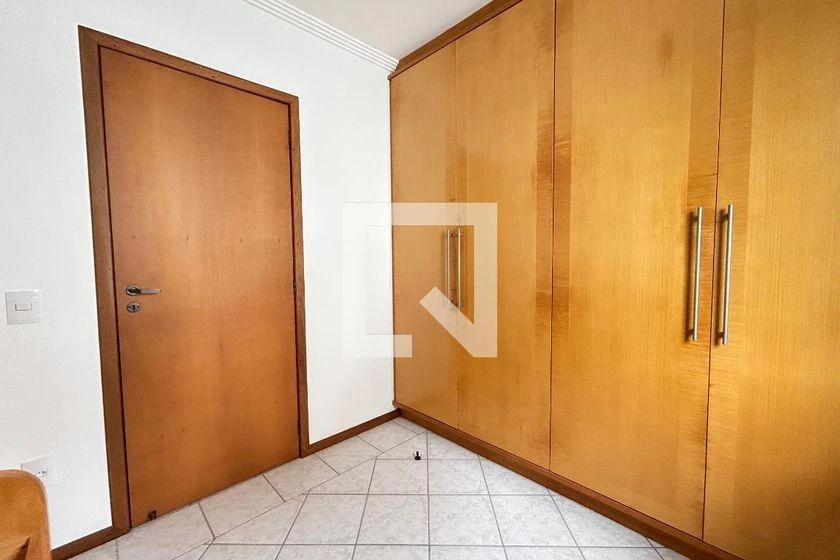 5-bedroom apartment with a bathtub in Florianópolis — photo 22