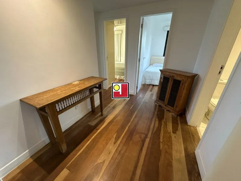 Apartamento mobiliado de 4 quartos com varanda de vidro — photo 3