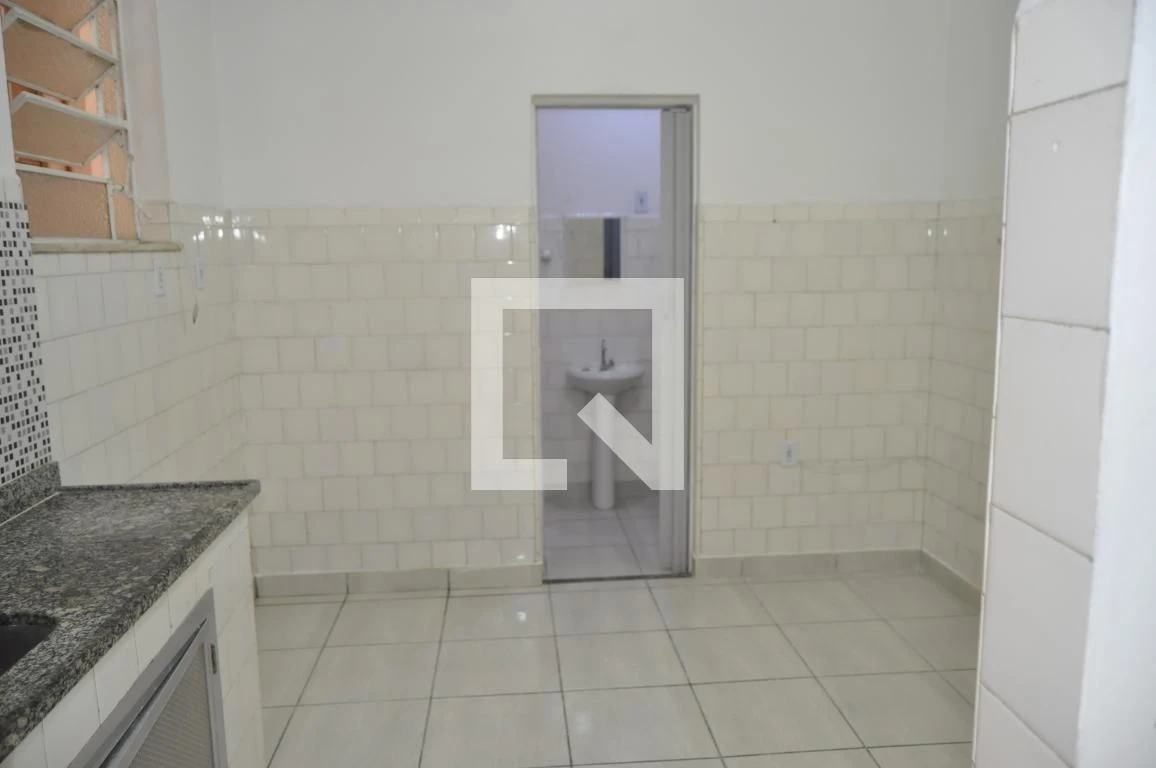 Garden in a one-bedroom house, 70 m² — photo 11