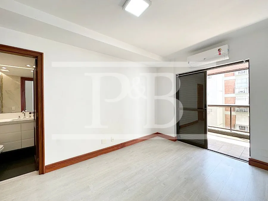 Apartamento com 4 dormitórios, 4 banheiros e varanda — photo 22