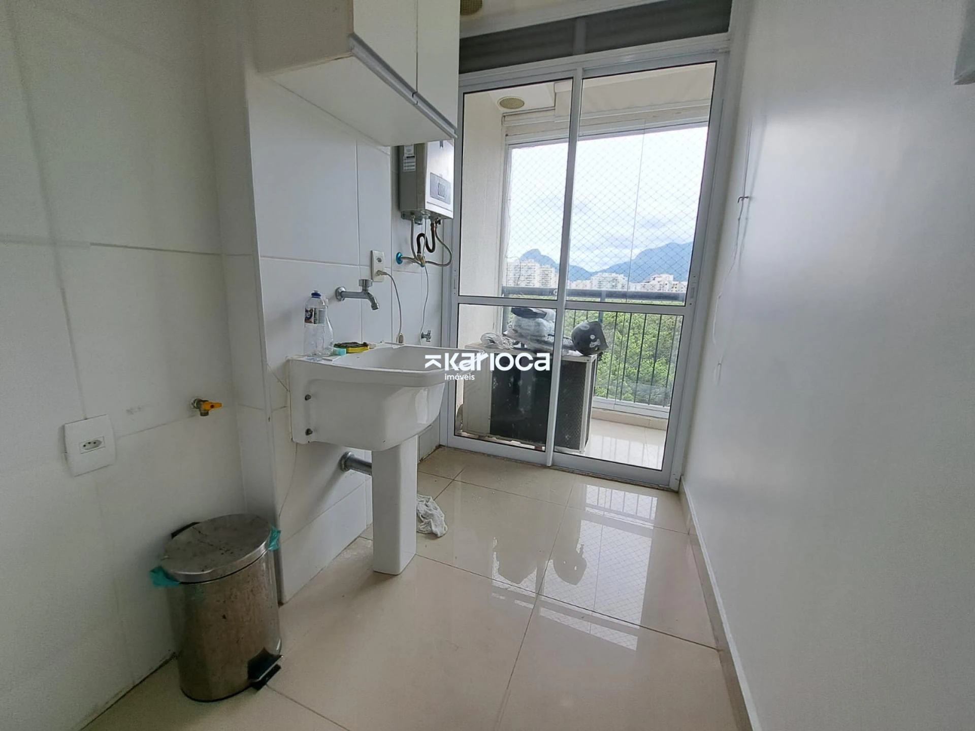 69 m² apartment with 2 bedrooms and 2 bathrooms — photo 25