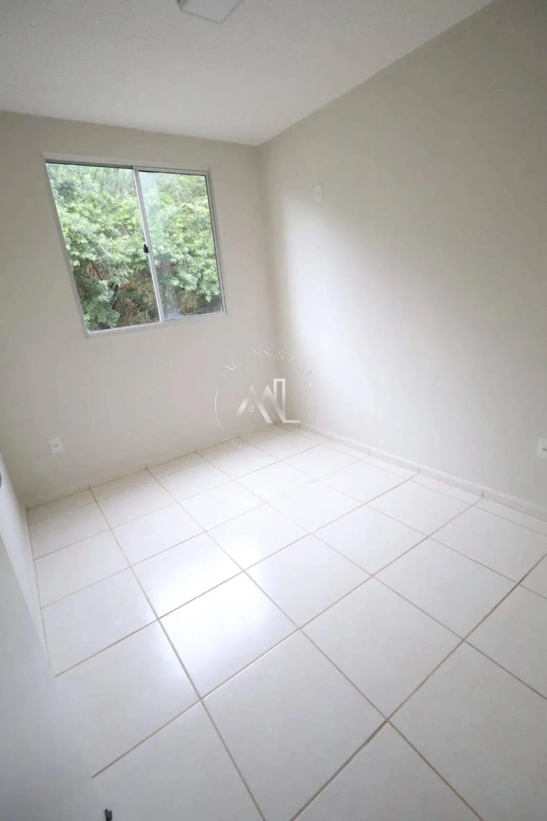 2-bedroom apartment with a closed kitchen — photo 13