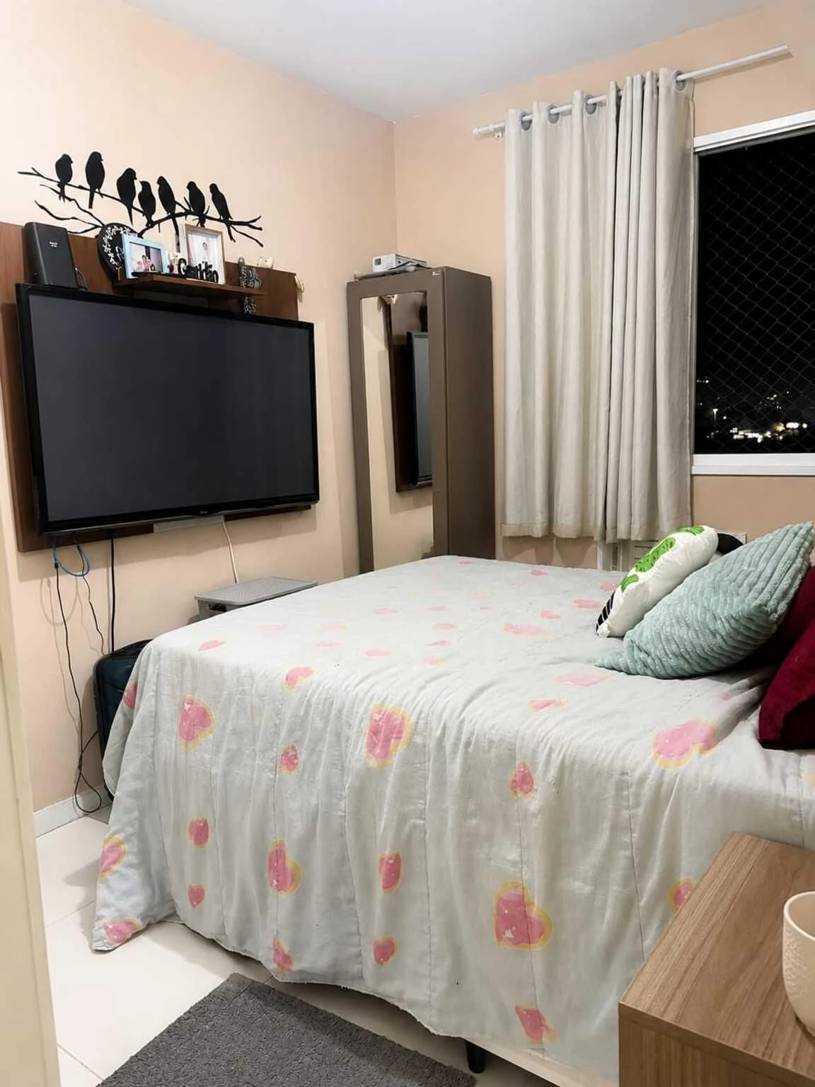 Мебльована квартира з 3 спальнями, 2 ванними та 1 місцем — photo 3