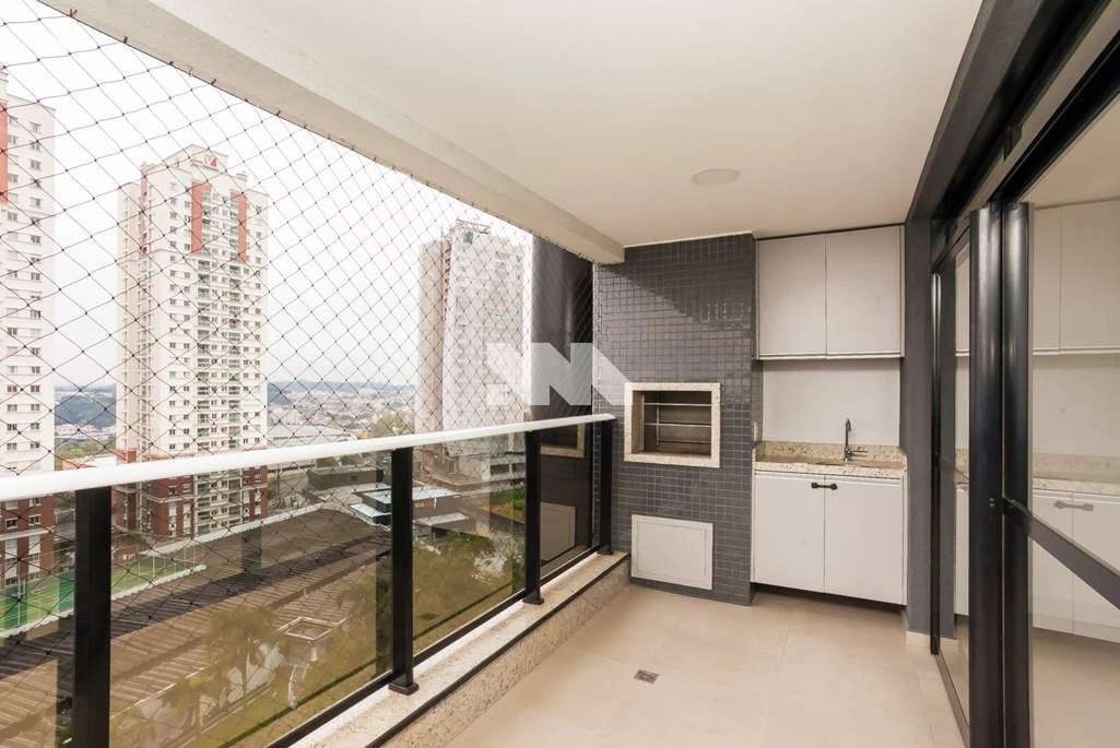 Apartment with 2 en-suite bedrooms and 3 bathrooms — photo 4