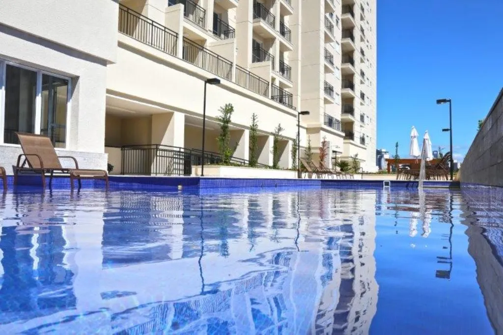 Furnished 1-bedroom apartment with 84 m² and parking — photo 23