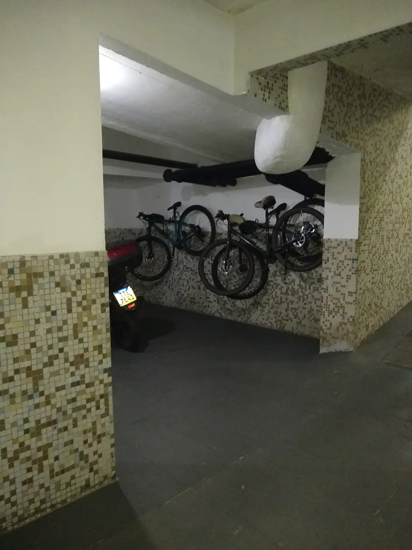 Apartamento com varanda e 3 banheiros — photo 36