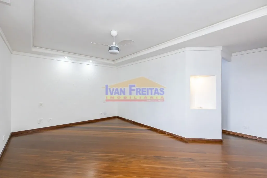 House with 5 bedrooms and balcony, plus 5 parking spots — photo 46