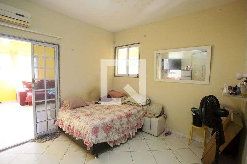 Furnished house with 3 bedrooms and a gas stove kitchen — photo 3