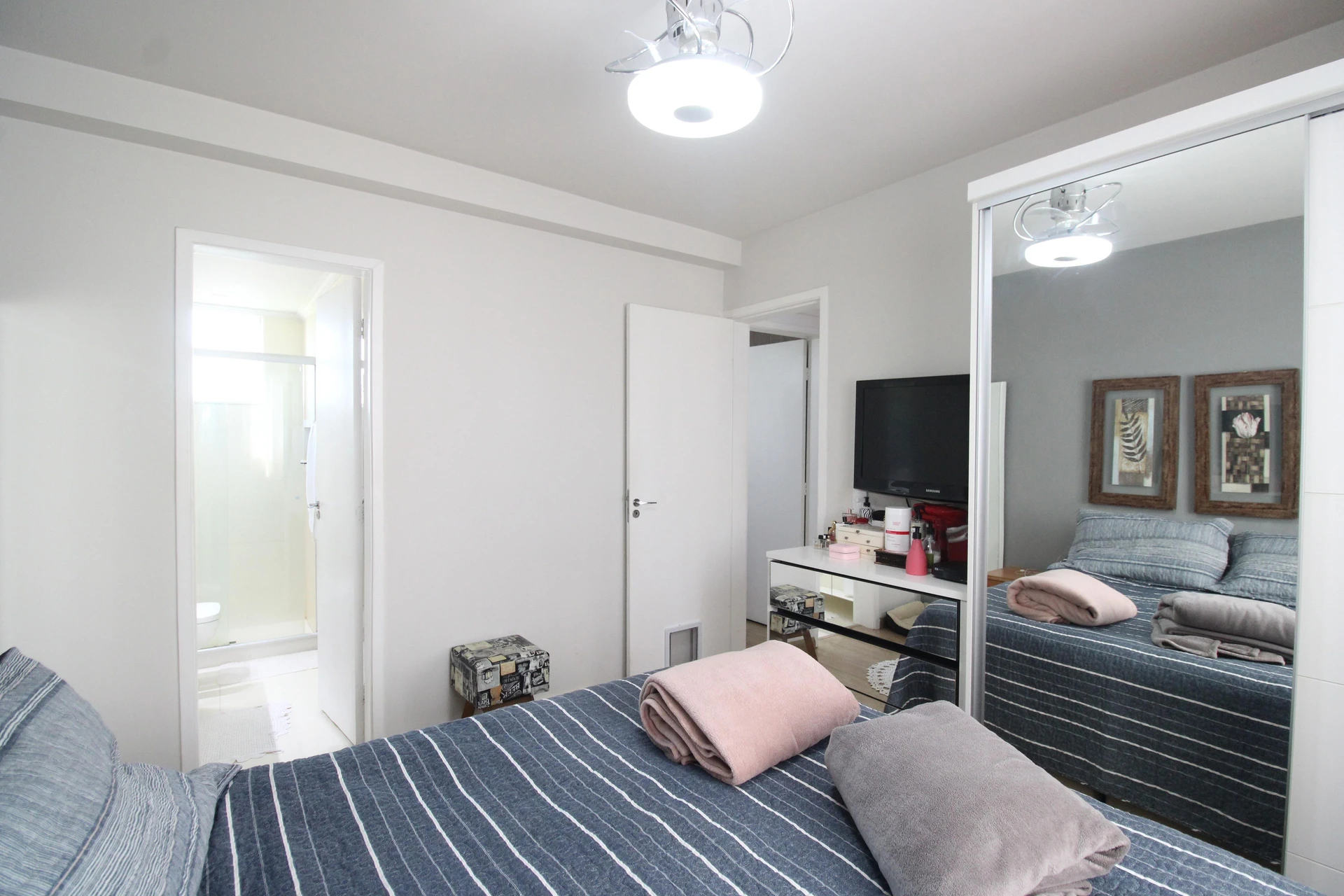 Apartamento mobiliado com 3 quartos e varanda — photo 9