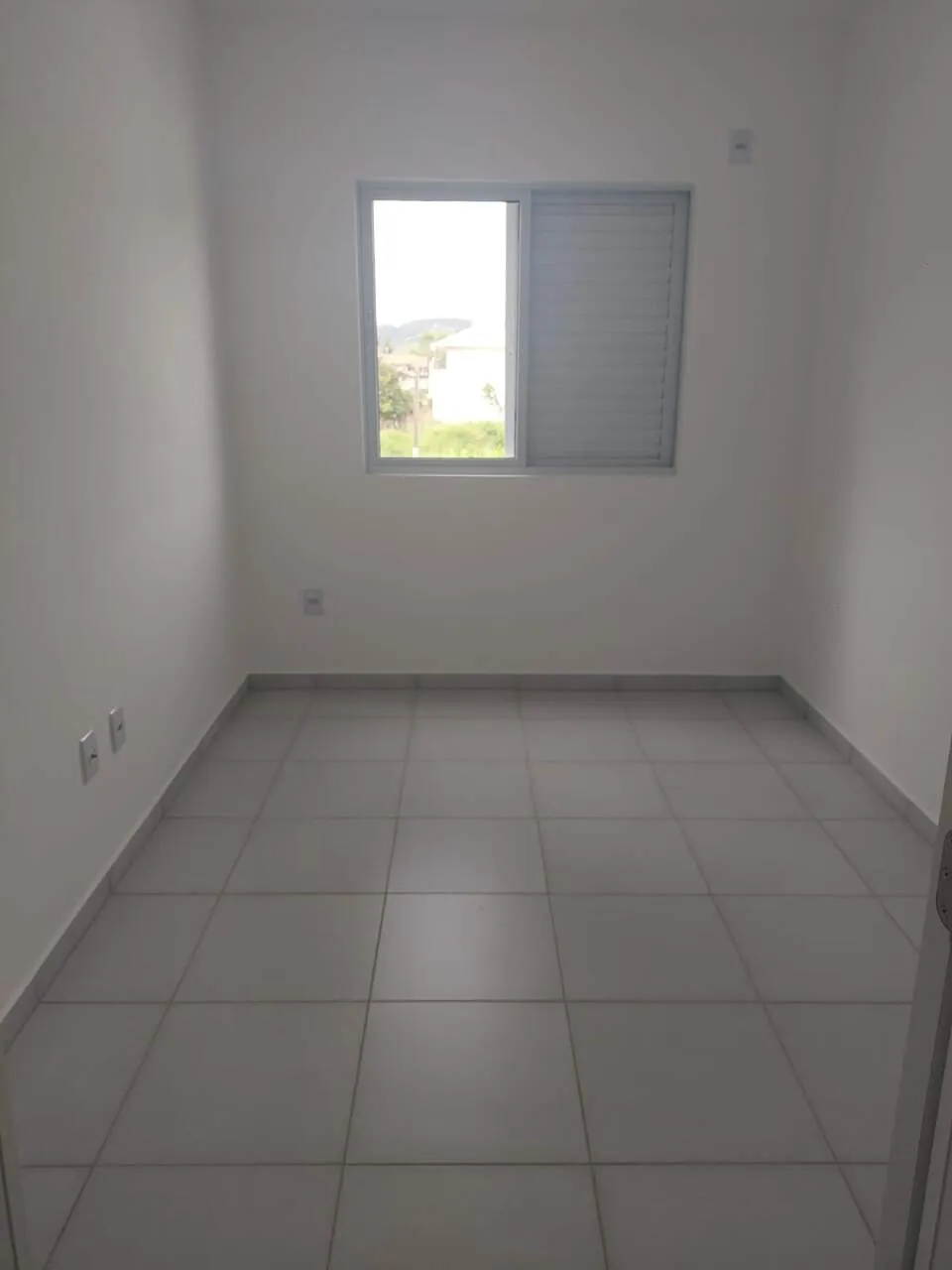 2-bedroom apartment with 1 bathroom and a balcony — photo 9