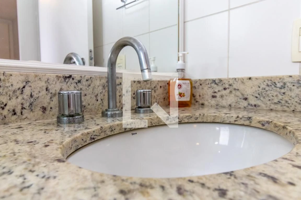 Apartamento mobiliado com 2 quartos, varanda e vaga — photo 45