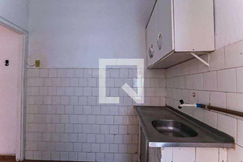 Apartamento de 1 quarto de 35 m² com cozinha fechada — photo 12