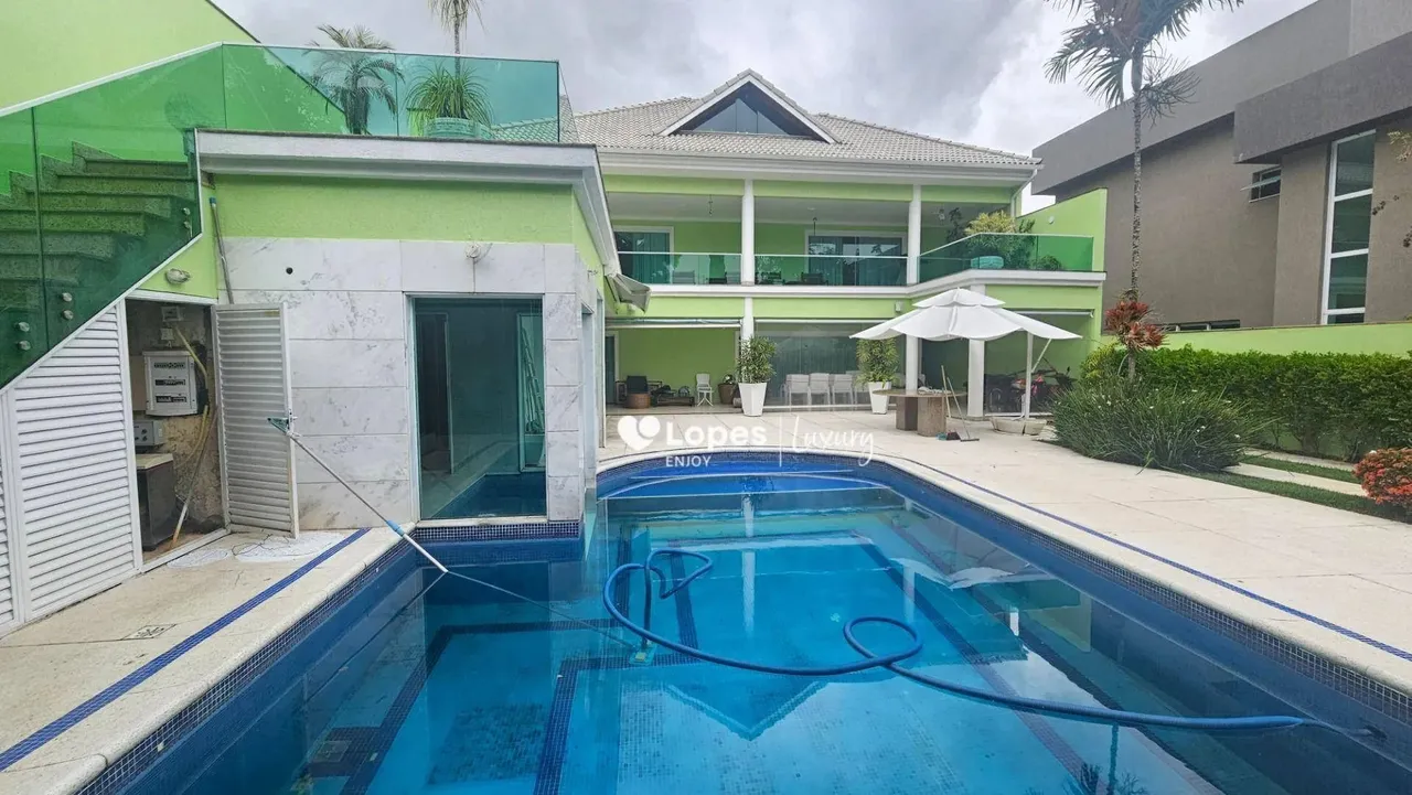 Furnished house with 5 bedrooms and a kitchen open to living — photo 16