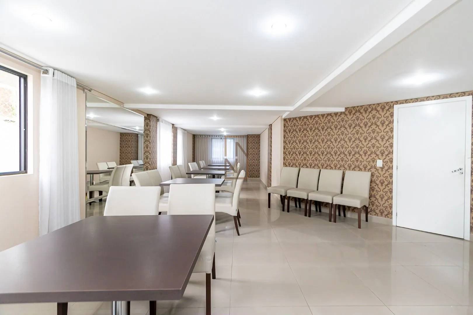Пральна машина та 2 спальні: квартира 52 м² — photo 26