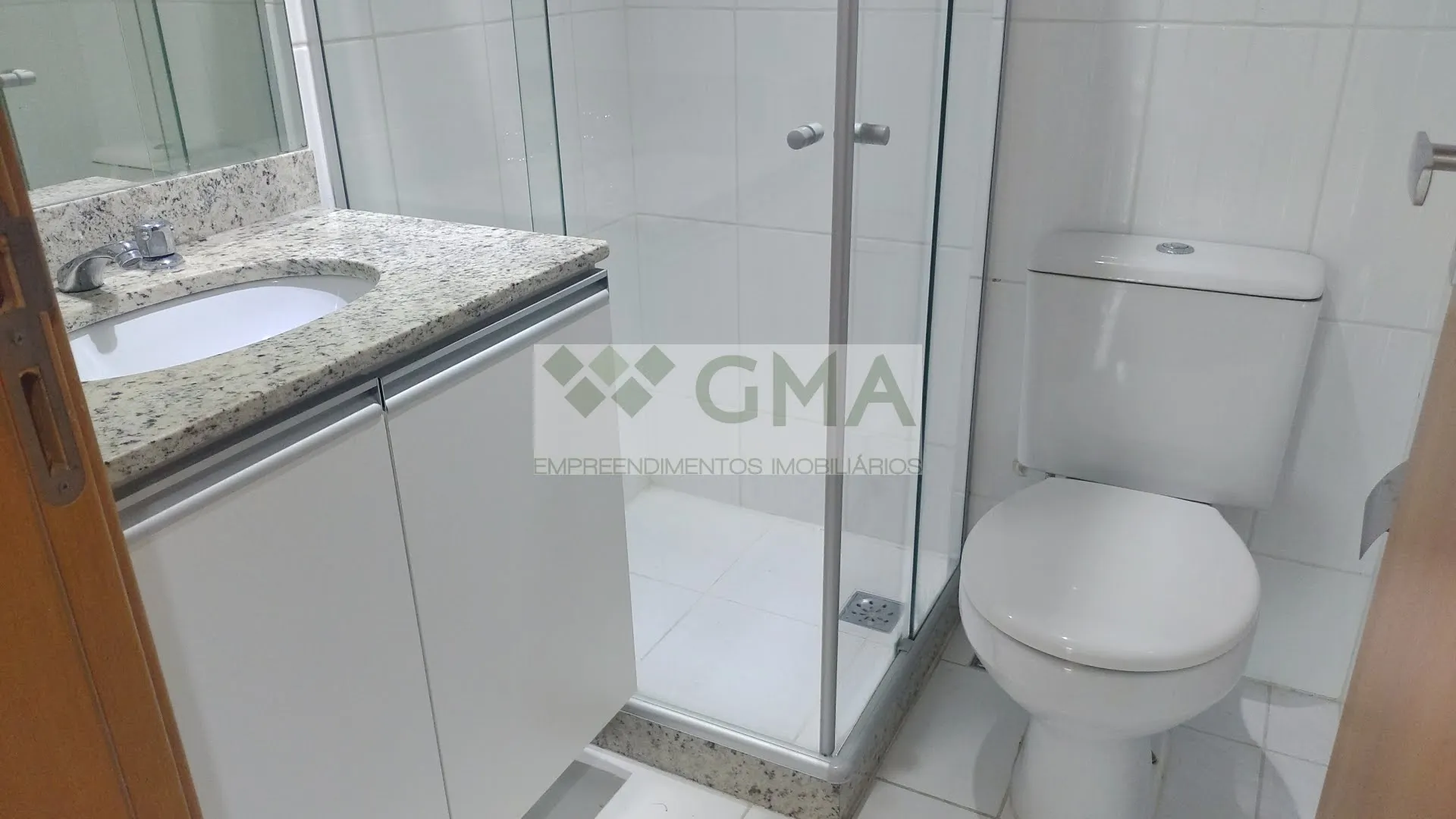 205 m² apartment on the 5th floor with 4 bedrooms — photo 57