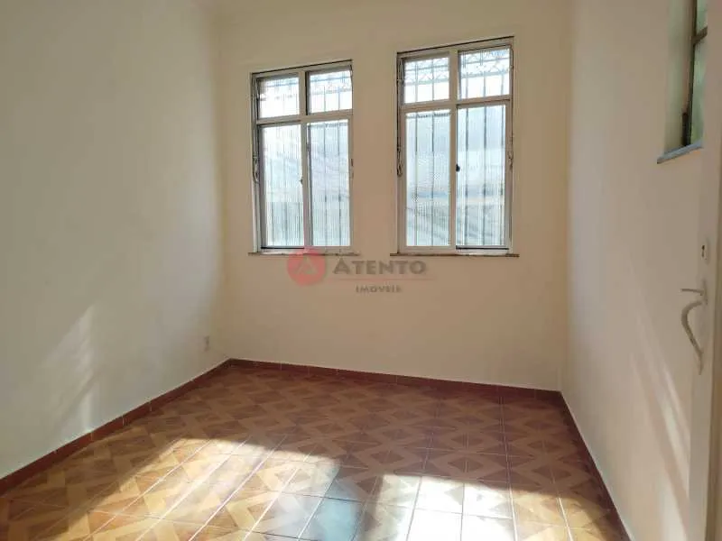 144 m² house with 3 bedrooms and a laundry area
