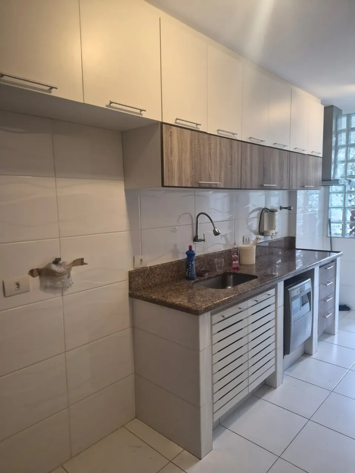 Home office in a 4-bedroom apartment, 138 m² — photo 5
