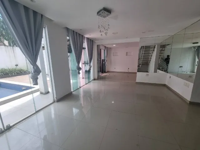 Casa de 4 dormitorios y 180 m² — photo 6