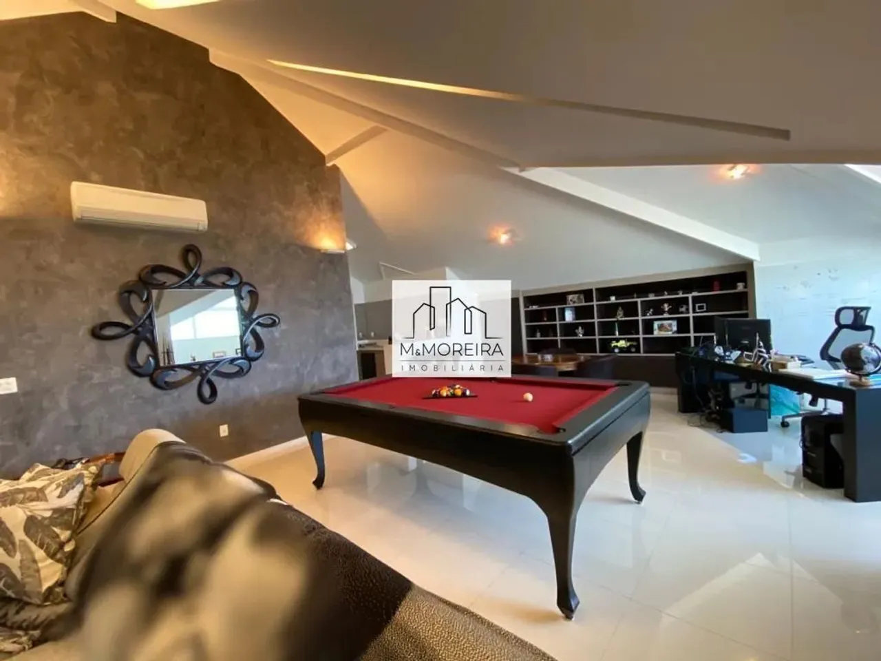 650 m² house with 5 bedrooms and 5 bathrooms — photo 9