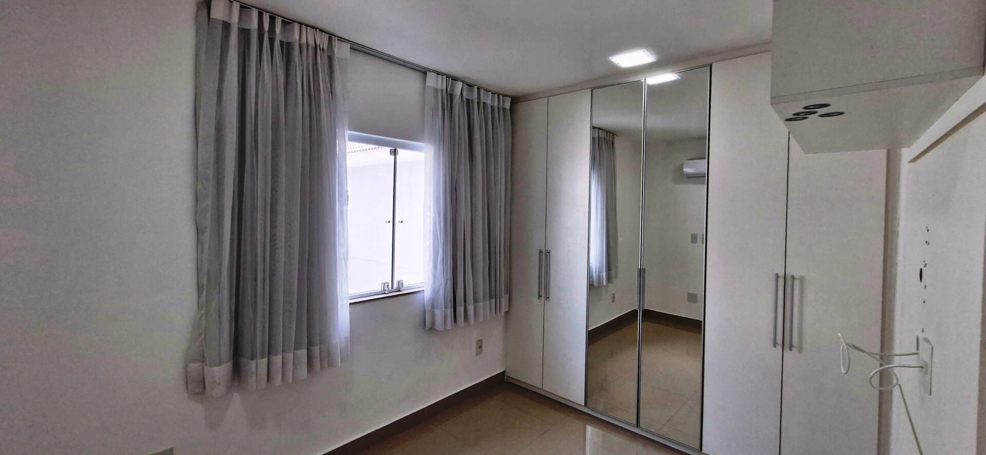 Casa mobiliada com 3 dormitórios e 526 m² — photo 9