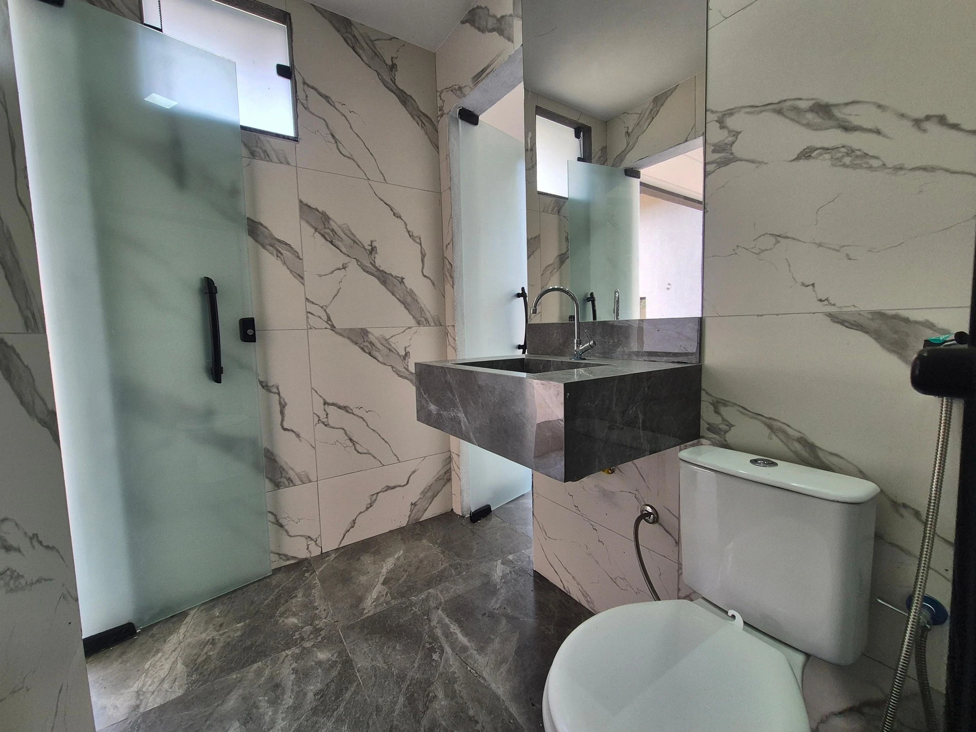 5-bedroom house with a washing machine in Rio de Janeiro — photo 47