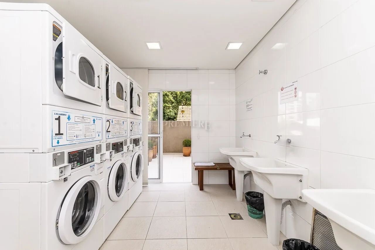 Меблированное студио 60 м² с 1 парковкой и кухней — photo 22