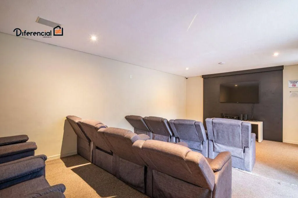 Furnished 2-bedroom apartment with open-plan kitchen — photo 34