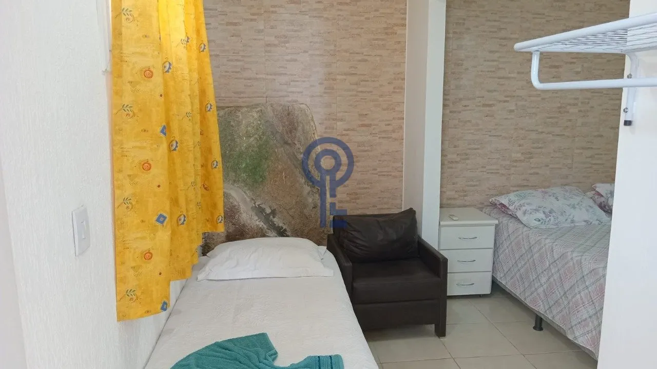 Furnished 2-bedroom apartment with a gas stove — photo 18