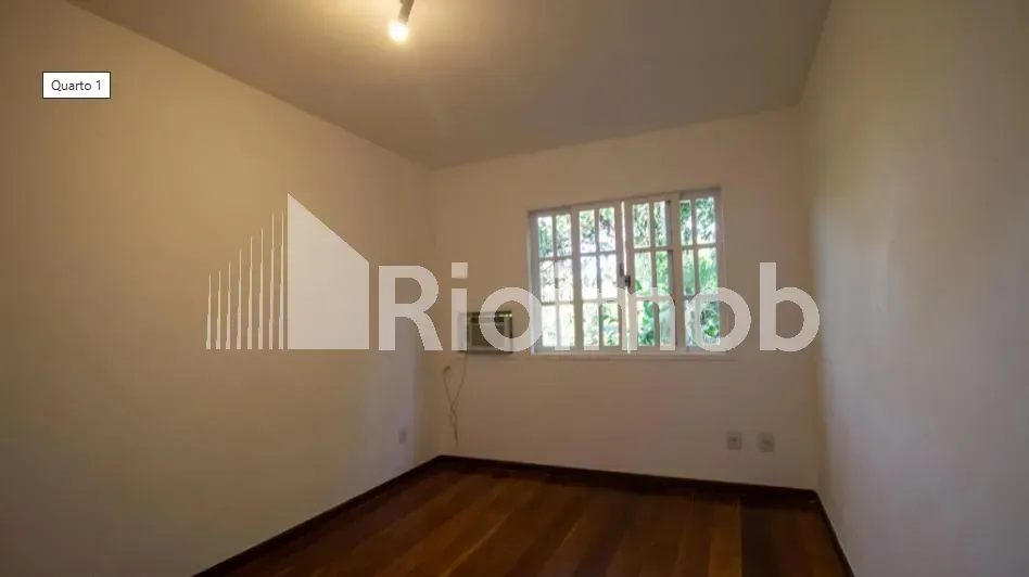 Casa de 4 dormitorios con 4 baños y parrilla embutida — photo 3