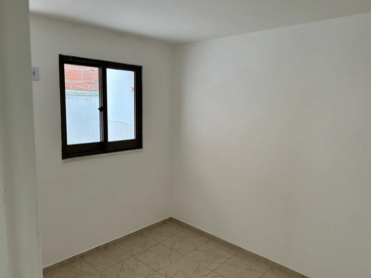 1-bedroom apartment with a separate closed kitchen — photo 10