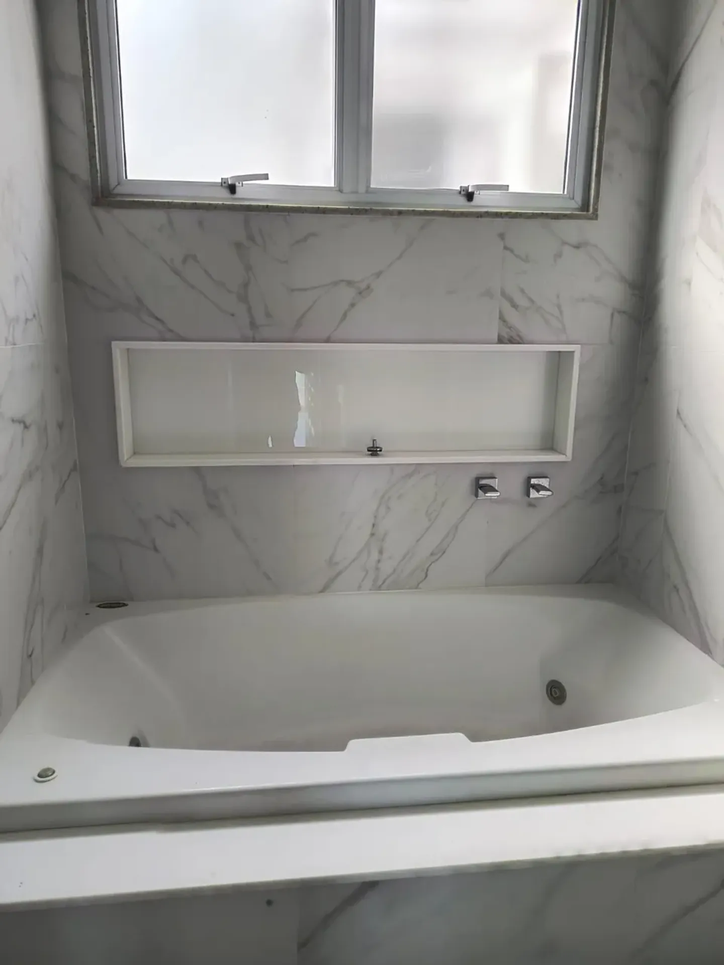 Rooftop apartment with 3 bedrooms and 1 bathroom — photo 41