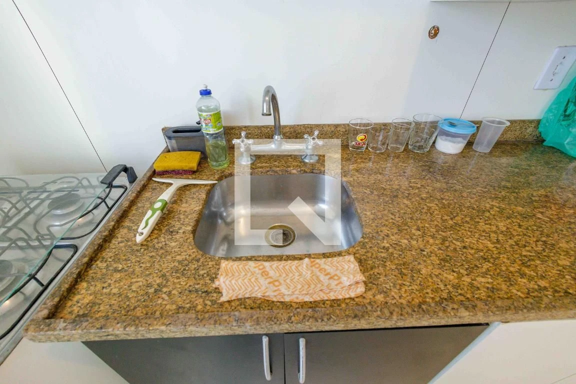 Furnished 73 m² apartment with 2 en-suite bedrooms — photo 38