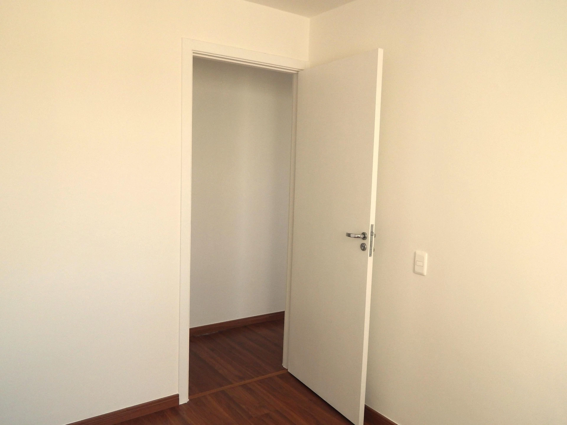 Wood or laminate floors in a 2-bedroom apartment, 41 m² — photo 22