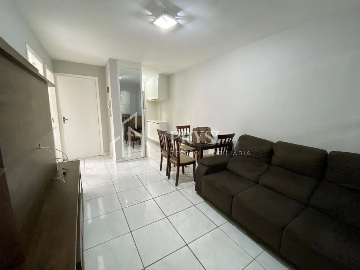 Furnished 2-bedroom apartment with private BBQ — photo 18