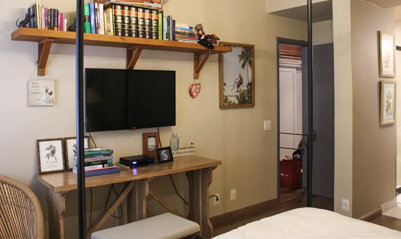 Furnished apartment with 5 bedrooms and a open-plan kitchen — photo 10