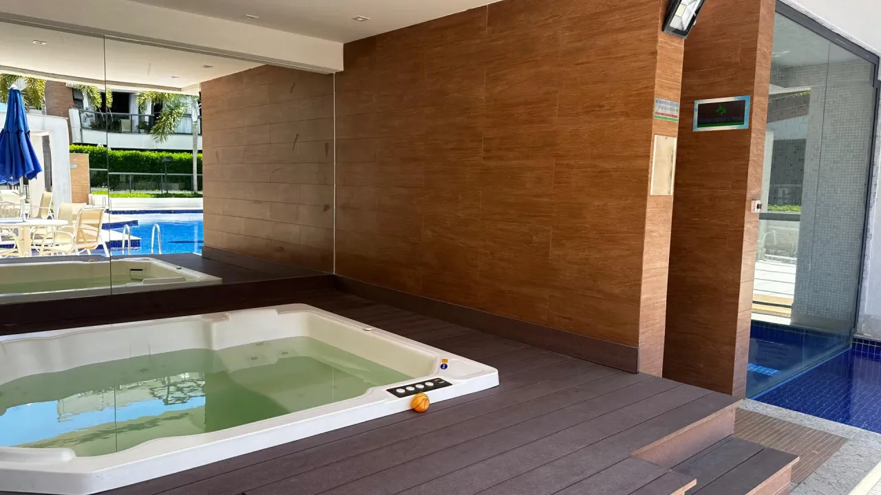 Apartamento semimobiliado com cozinha fechada e 2 vagas — photo 14