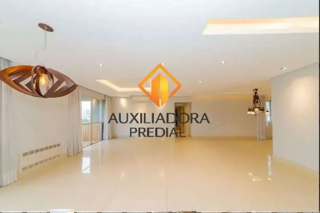 2-bedroom apartment with living room and glassed balcony — photo 7
