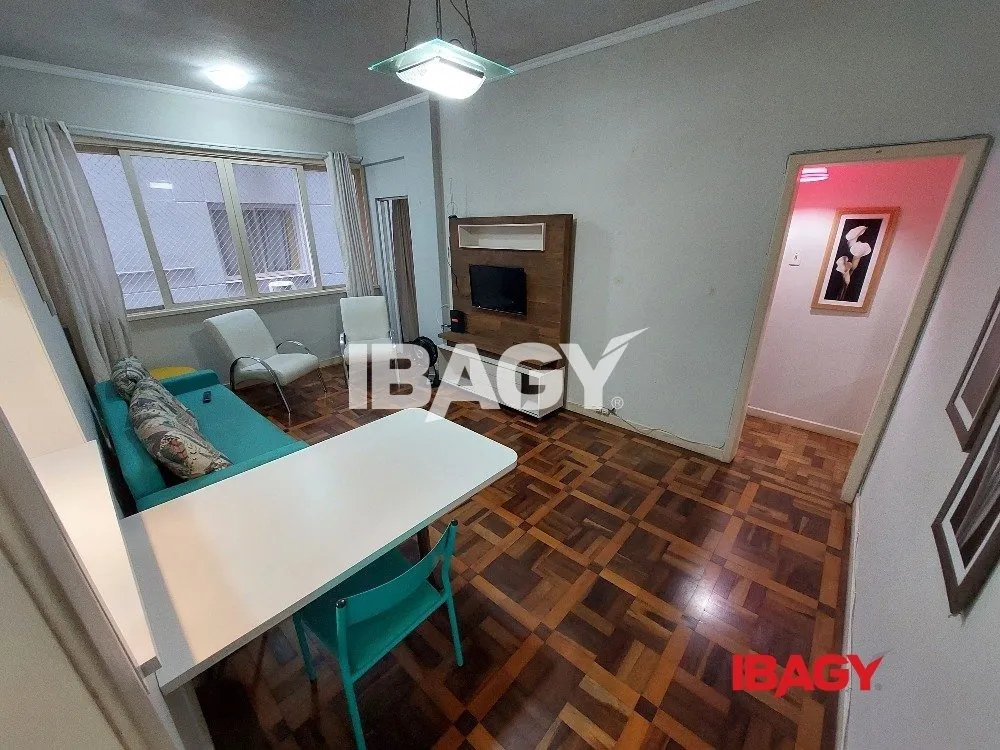1-bedroom apartment with built-in TV unit and 55 m² — photo 4