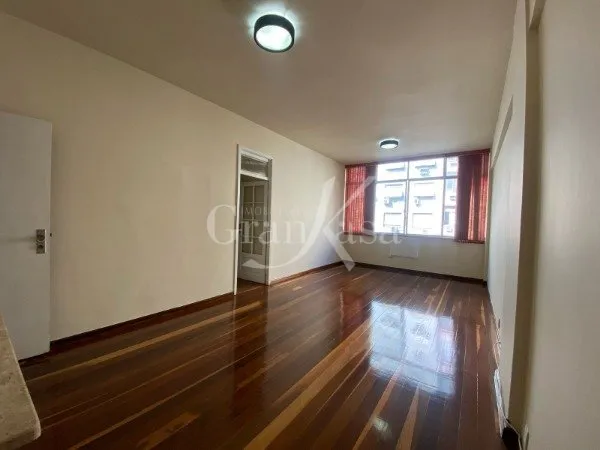 Apartment on the 6th floor with wood or laminate floors — photo 14