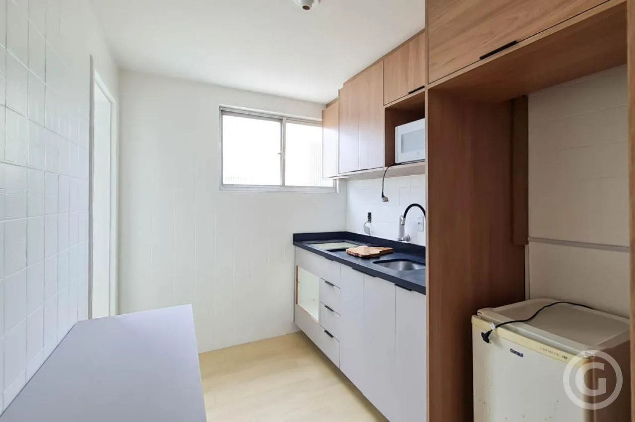 Apartment, 70 m², with wood or laminate floors — photo 2