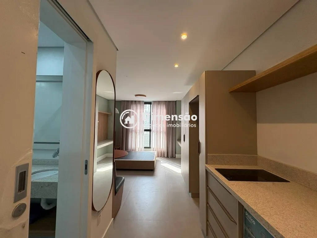 Furnished 23 m² studio with glass shower enclosure — photo 2