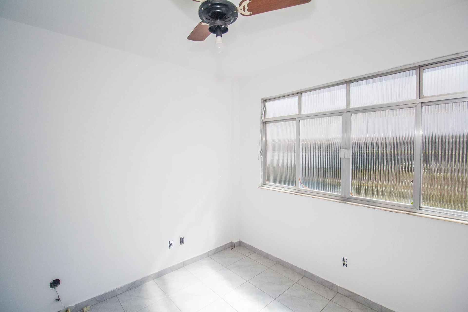 Apartamento com 2 quartos e cozinha separada a gás — photo 12