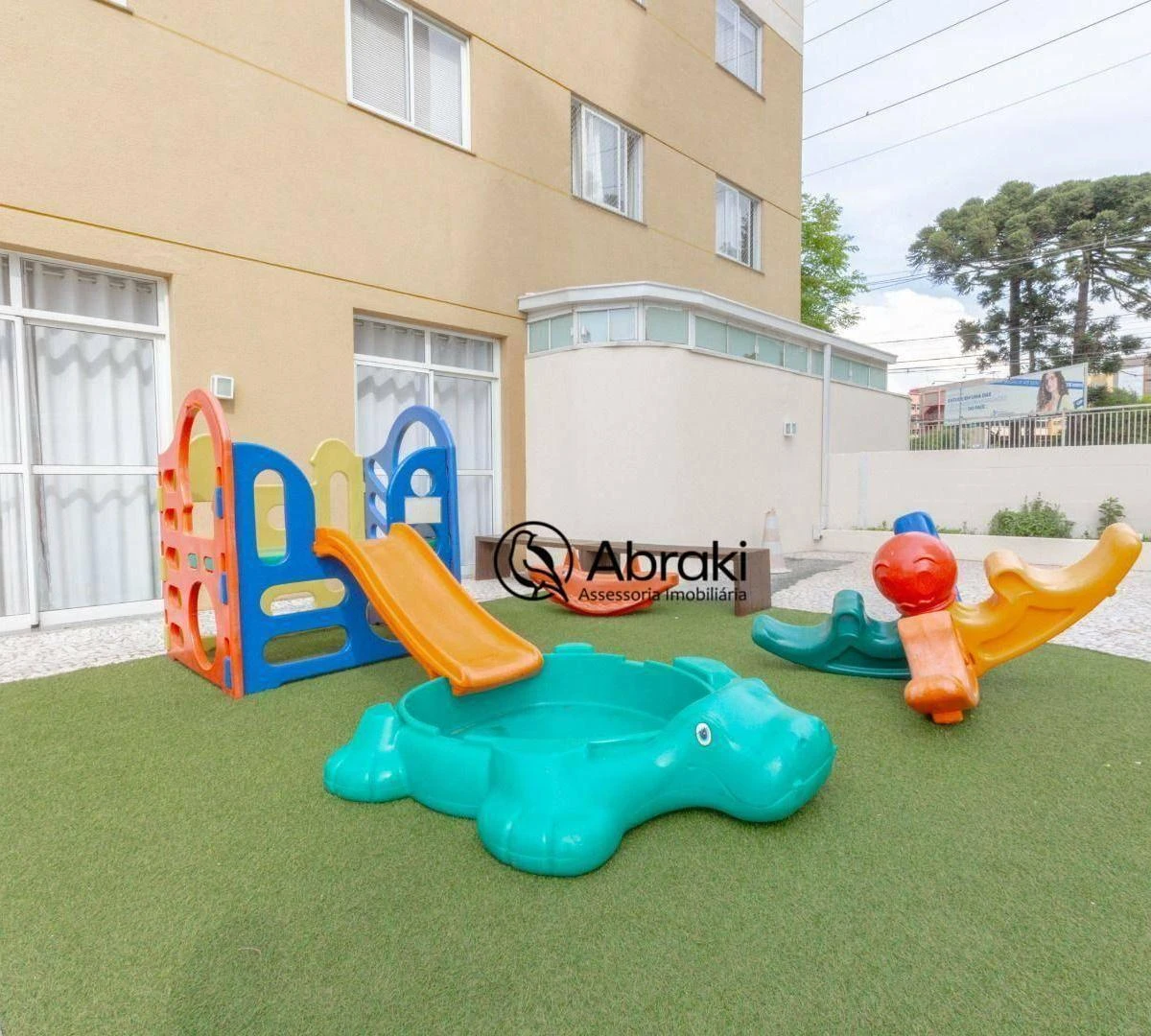 Furnished 59 m² apartment with 2 bedrooms and office — photo 39