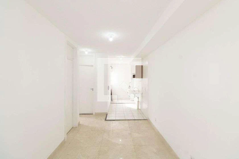 Apartamento de 49 m² com box de vidro no banheiro — photo 24
