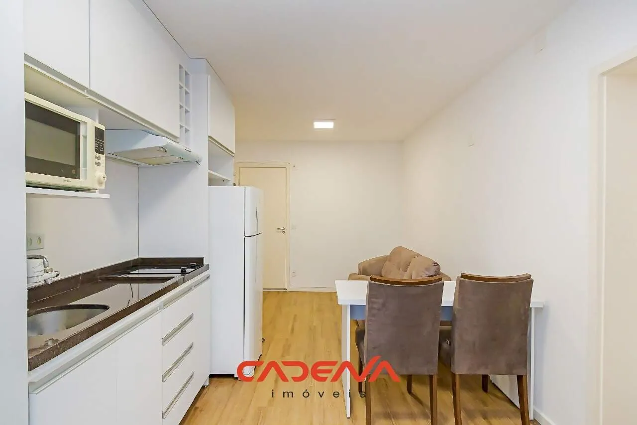 Furnished 1-bedroom apartment with balcony and 52 m² — photo 2