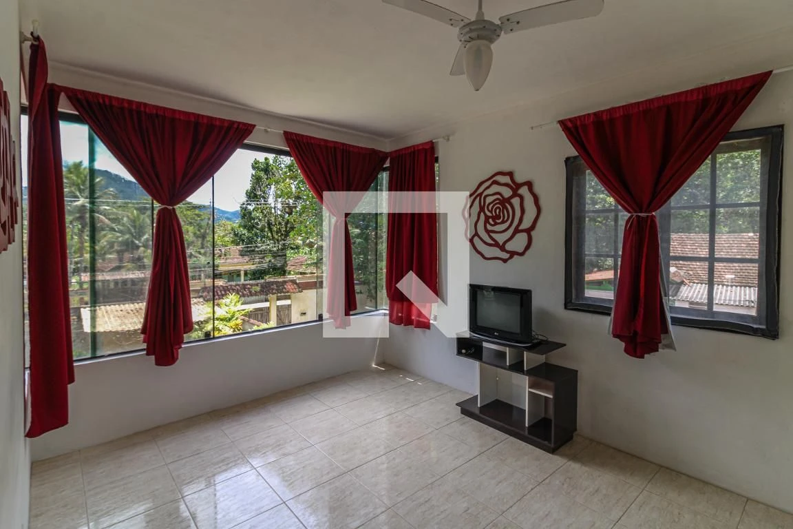Furnished house with 2 bedrooms and private garden — photo 22