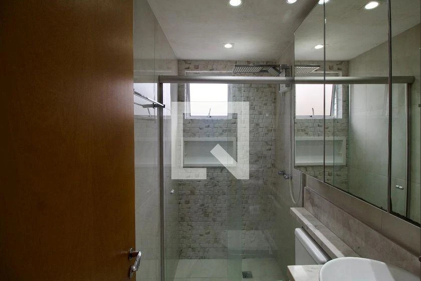 2-bedroom apartment with a grill on the balcony in Curitiba — photo 9