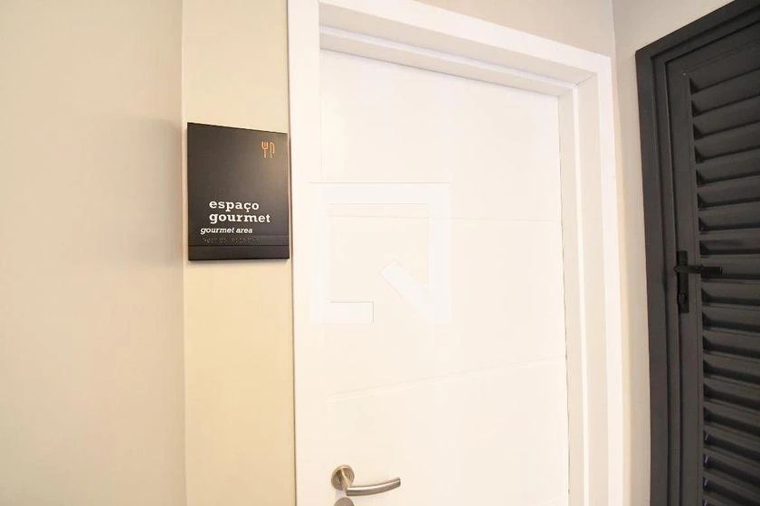 25 m² apartment with a home office and a washing machine — photo 34